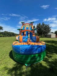 ever 1774708403 22' Everest Dual Lane w/ Splash Pad